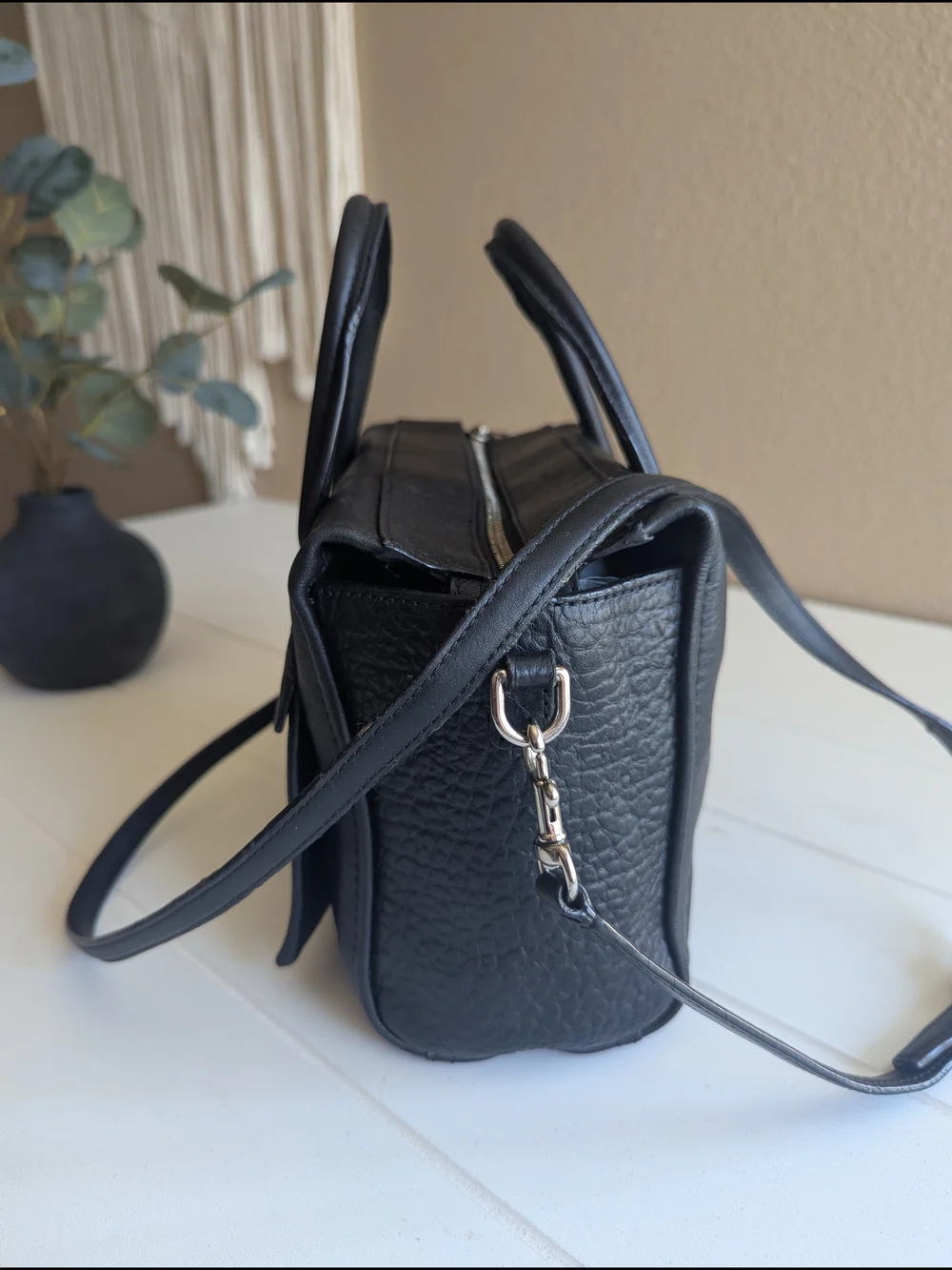 Coach Bleecker Mini Riley Carryal, a versatile crossbody